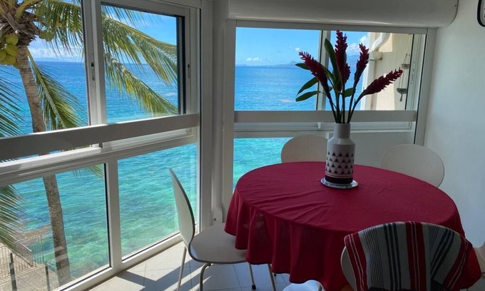 Pointe de la verdure Apartment | Oceanfront Studio EN Duplex with Breathtaking Views