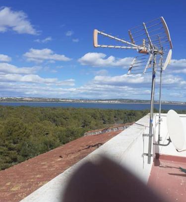 El Chaparral Apartment | Charming Studio Near Two Beautiful Lakes