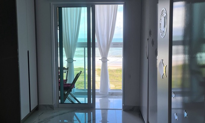 Matinhos Apartment | Serene Studio with Ocean View and Pet-Friendly Features