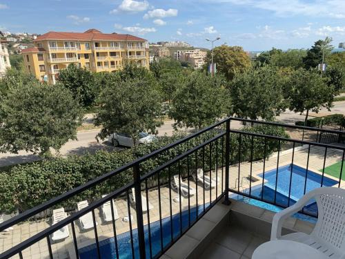 Byala Apartment | Pet-Friendly Studio Fatinia with Oceanfront Views