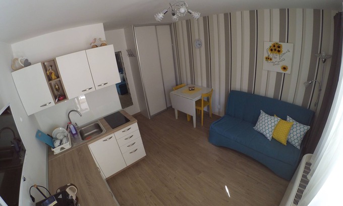 Brna Apartment | Exceptional Studio Flat with Ocean View in Brna, Korčula
