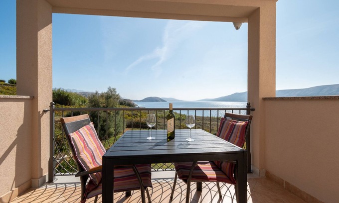 Kustici Apartment | Oceanfront Studio Flat with Terrace & Sea View in Zubovići