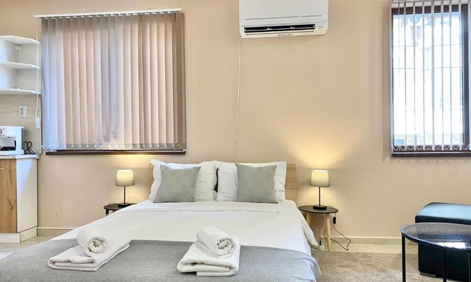 Stara Zagora Apartment | Comfortable Studio for 4 Near Mall with Free Parking