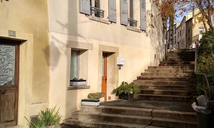Conflans-Sainte-Honorine House | Convenient Studio with Pool, Spa & Breakfast Included