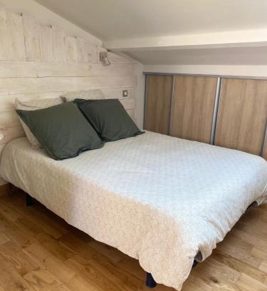 Guecelard Apartment | Budget-Friendly Studio with High Guest Ratings and Family Amenities