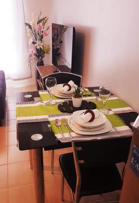 Barangka Ilaya Apartment | Pet-Friendly Studio with Ocean Views and Pool Access
