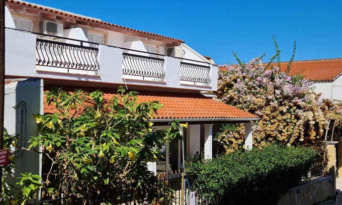 Benitses Apartment | Cozy Galini Studios 3 Steps from the Beach with Wi-Fi