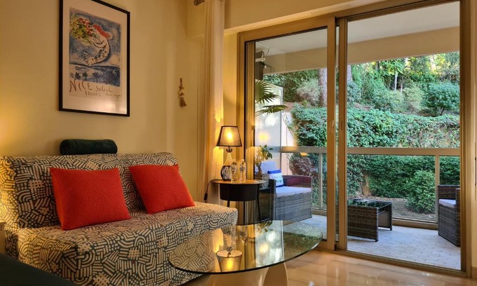 Fabron Apartment | Exceptional Studio with Terrace, Steps from the Sea