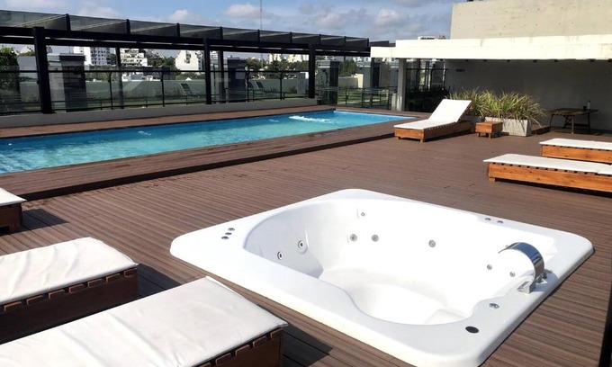 Comuna 12 Apartment | Relax at Studio GreenHaus: Pool, Gym & Ocean Views