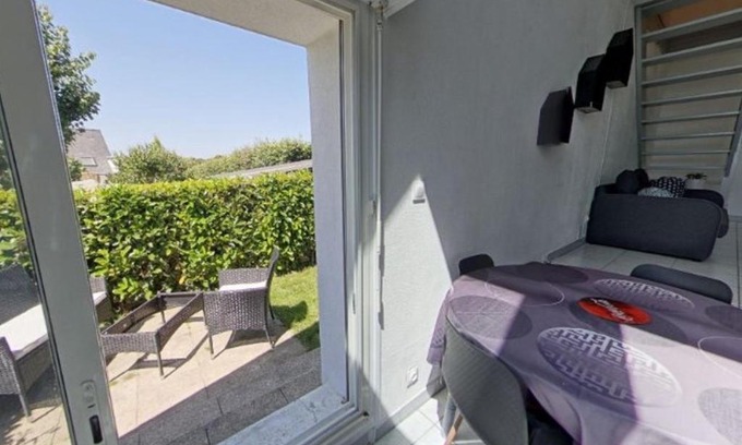 Guidel Apartment | Cozy Studio Guidel for 2 with Child-Friendly Amenities