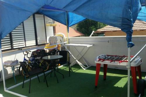 Hadera Apartment | Guest Rated: Studio Hadera with Child-Friendly Amenities