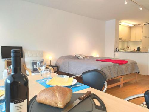 Davos Apartment | Pet-Friendly Studio Haus Arabelle - Perfect for Families