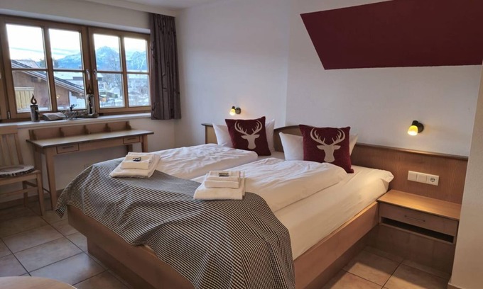 Osterreinen Apartment | Inviting Studio Hochplatte - Haug with Hot Tub & Kitchen