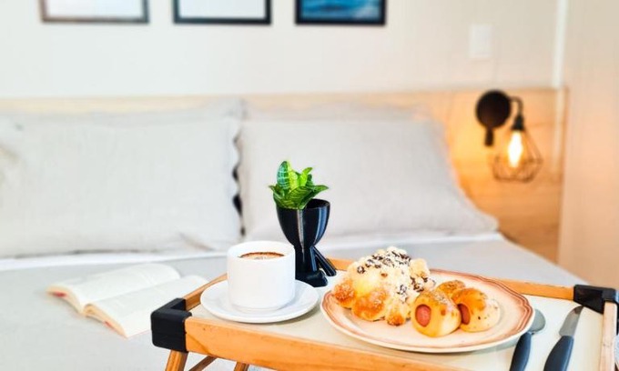 Armacao Apartment | Beautiful Oceanfront Studio Hortência - Steps from the Beach