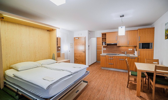 Crnomelj Apartment | Studio Idila with Indoor pool and Wellness access