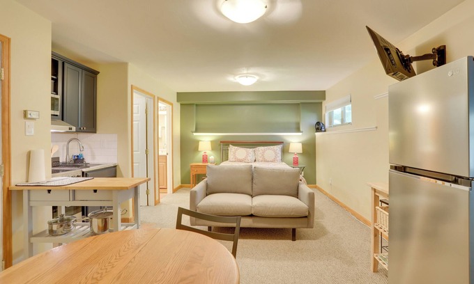 Edwards Apartment | Studio in Edwards ~ 4 Mi to Beaver Creek Resort!