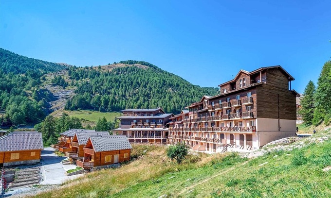 Allos Apartment | Studio in France near Ski Slopes & City Center