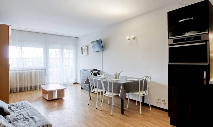 Eaux-Bonnes Apartment | Pet-Friendly Studio Gourette: Ideal for Families & Relaxation