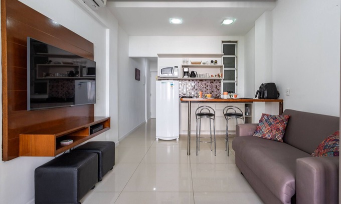 Ipanema Apartment | Couples Retreat in Ipanema | Oceanfront Studio with Views