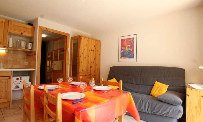 Saint-Chaffrey Apartment | Comfortable Saint-Chaffrey Studio for 4 with Spa Access