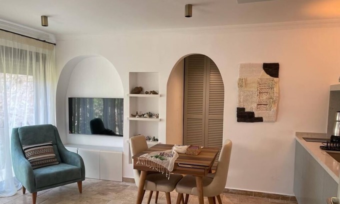 Datca City Center Apartment | Cozy Studio Retreat in Datca with Private Entrance