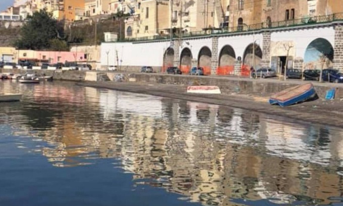 Torre Annunziata Apartment | Historic Studio with Ocean View in Torre Annunziata