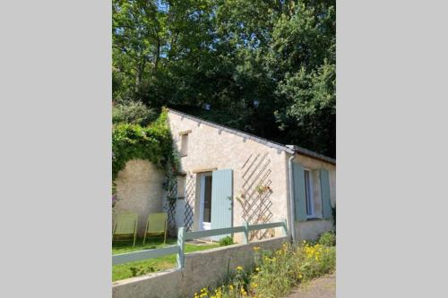 Nyoiseau Apartment | Independent Studio by the Oudon River - Rated 9/10!