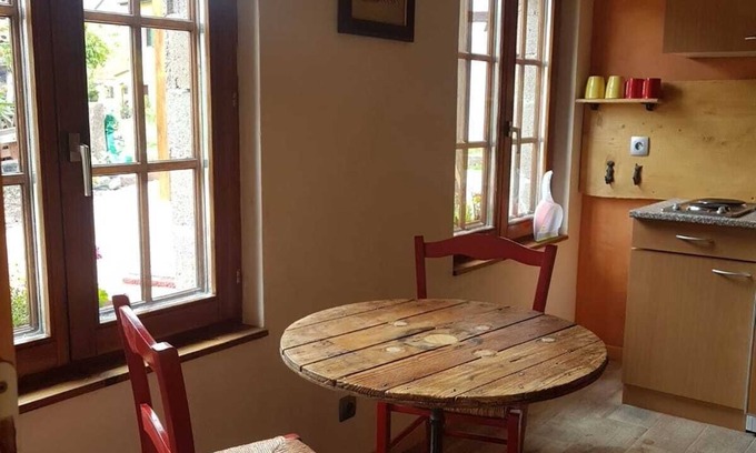 Albe Apartment | Charming Studio in Quaint Alsatian Village with Breakfast