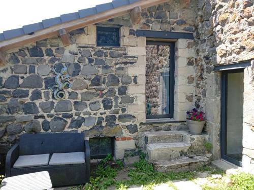 Fay-sur-Lignon Apartment | Cozy Studio "Les Planchettes" - Pet & Child Friendly Stay