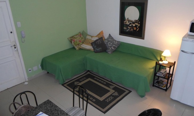 Laranjeiras Apartment | Experience Studio Lily2 in the Heart of Rio de Janeiro