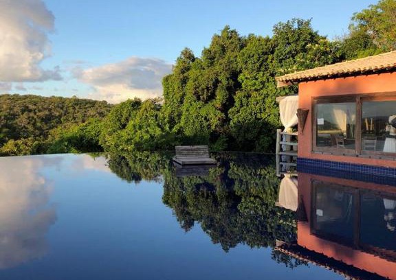 Pescaria Apartment | Eco-Friendly Studio with Oceanfront Views & Pool Access