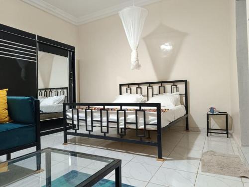 Diass Apartment | Cozy Studio Meublé with Impressive 9.1/10 Guest Rating