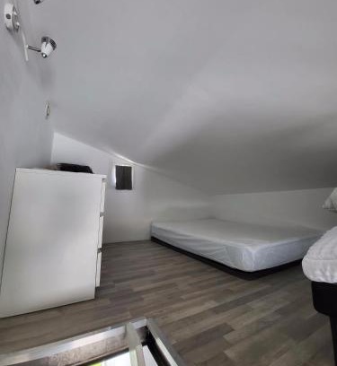 Saint-Bres Apartment | Cozy Studio Mezzanine Near Montpellier - Rated 9.1/10