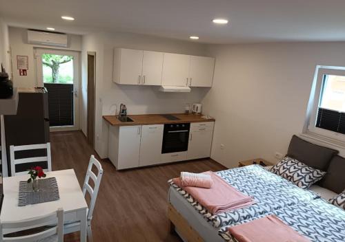 Bled Apartment | Charming Studio Mici: Guest Rated 9.5, Pet-Friendly Stay