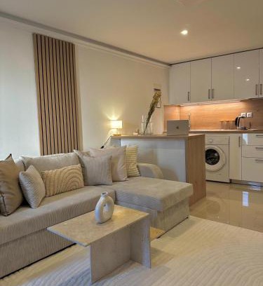 Champrosay Apartment | Modern Studio Retreat with Child-Friendly Amenities