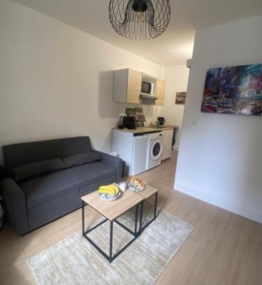La Conception Apartment | Modern & Functional Studio with Pet-Friendly Amenities