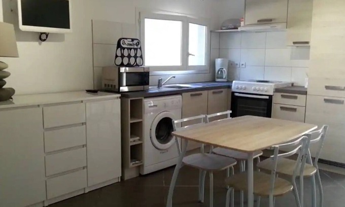 Saint-Esteve Apartment | Budget-Friendly Studio Moderne: Perfect for Family Stays