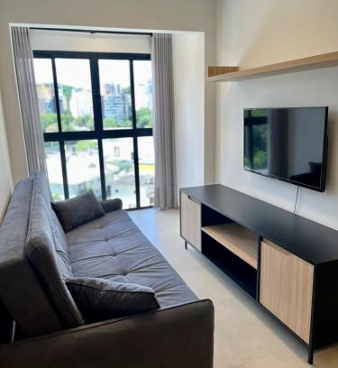 Centro Apartment | Studio Moderno com garagem passos a Vila Germânica