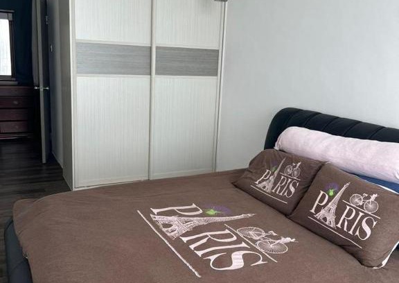 Kuching Apartment | Budget-Friendly Studio with Pool & Family Amenities