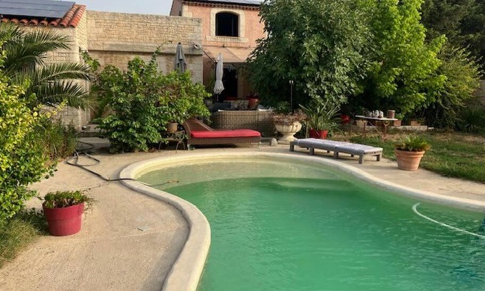 Costieres House | Oceanfront Studio Nîmes with Pool & Hot Tub Amenities