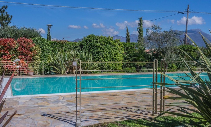 Pieve Vecchia Apartment | Cozy Holiday Apartment in Manerba del Garda for Up to 3 Guests