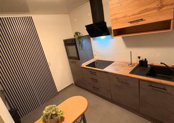 Pressath Apartment | Studio One - 5 min to Grafenwöhr