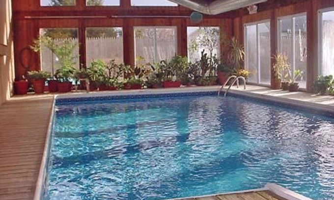 Misquamicut Apartment | Cozy Studio Steps from Misquamicut Beach with Ocean View