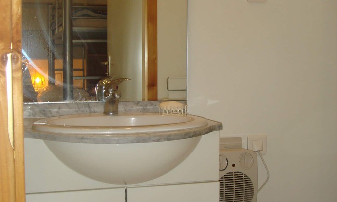 2nd Arrondissement Boat Rental | Unique Studio Péniche in Center of Lyon with Great Amenities