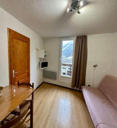Abries Apartment | Cozy Studio Pablotin d’Abriès for Family-Friendly Getaways