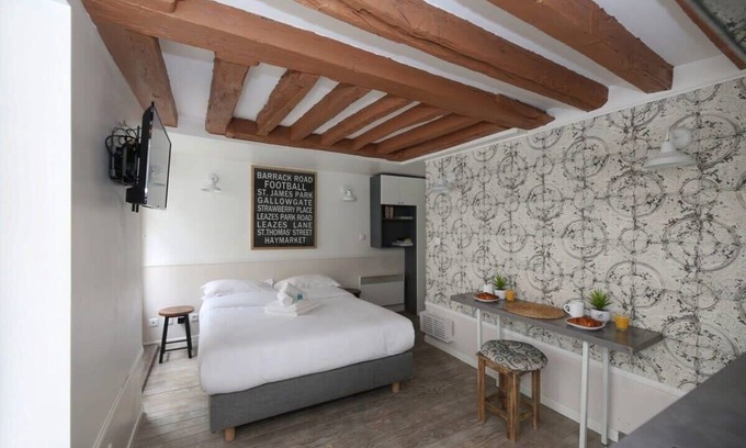 Vivienne Apartment | Cozy Parisian Studio Opposite Musée Grévin - Ideal for Families