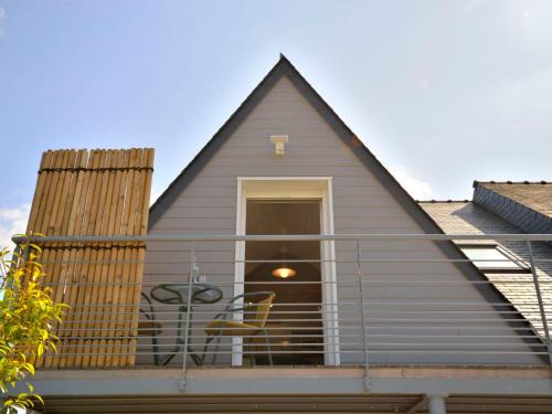 Piriac-sur-Mer Apartment | Guest Rated: Studio Petit grain de café with Child-Friendly Amenities