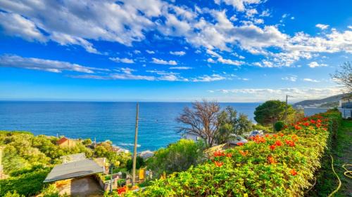 Figarella Apartment | Beachside Studio with Ocean View and Pet-Friendly Perks