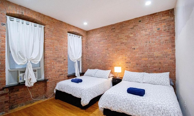 Koreatown Apartment | Comfortable One-Bedroom Apartment with Family Amenities