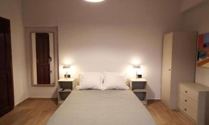 Spilia Villa | Cozy Studio with Pool View - Family Friendly Escape